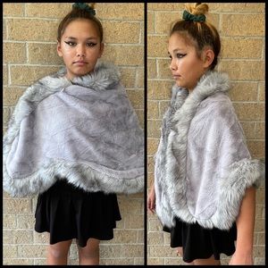 💙faux fur wrap grey one size
